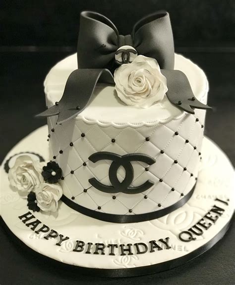 joyeux anniversaire gateau chanel|elegant Chanel cake ideas.